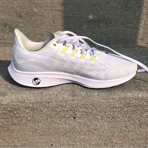 Nike Sneakers WMNS Air Zoom Pegasus 36 White Psychic Purple 7.5 - Picture 13 of 16